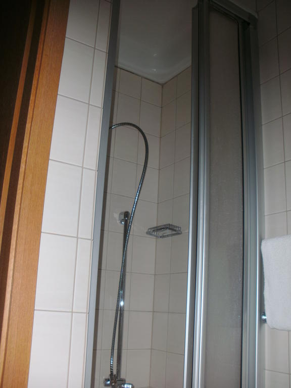 Landhotel Zum Schiff Laurenburg Phòng bức ảnh
